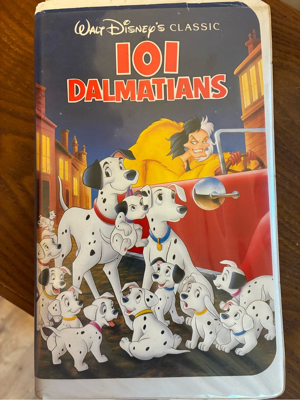 Disney 101 Dalmatians VHS - White